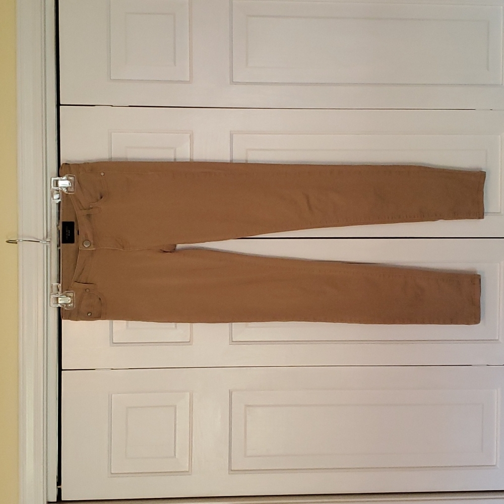 School uniform Celebrity Pink skinny khaki pants. Size 1.